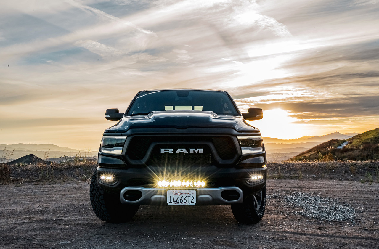 Комплект фонарей для бампера RAM OnX6 + 20 дюймов – RAM 2019-23 1500 ПРИМЕЧАНИЕ: Rebel