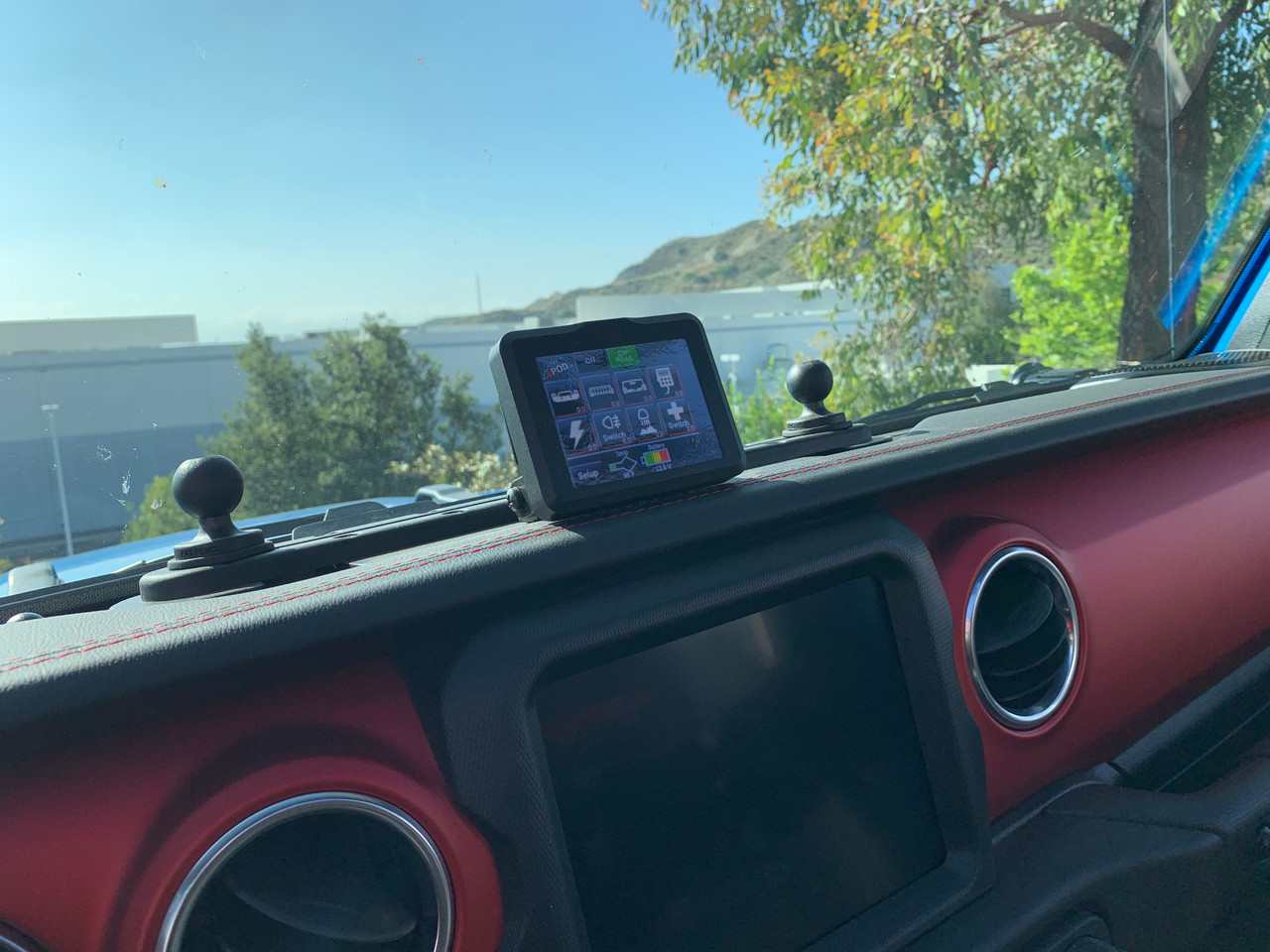 Сенсорный экран BantamX – Jeep JL/JT